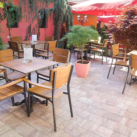 Boutique Asteria